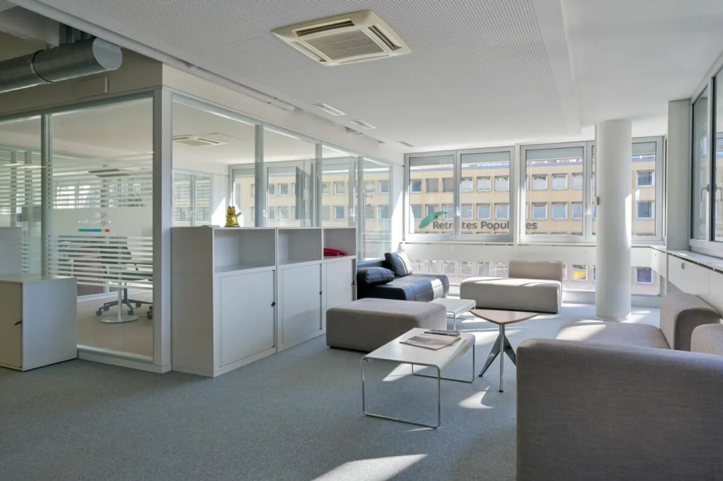 Office space of 700² for rent in Bessières - Photo 3 of 10