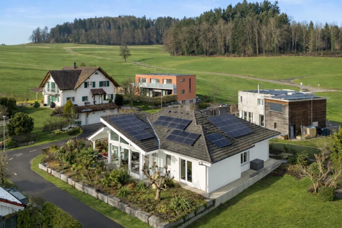 Stylish bungalow in a quiet neighborhood - Photo 1 of 9