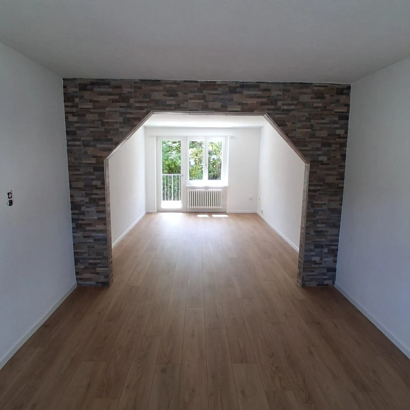 Renovated and modern 3.5-room apartment in Langenthal - available immediately - Photo 3 of 8
