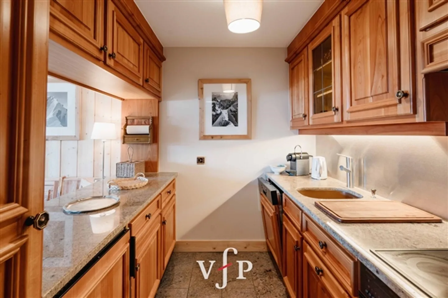 Appartement 2 pièces rénové à couper le souffle à Verbier - Photo 2 sur 8