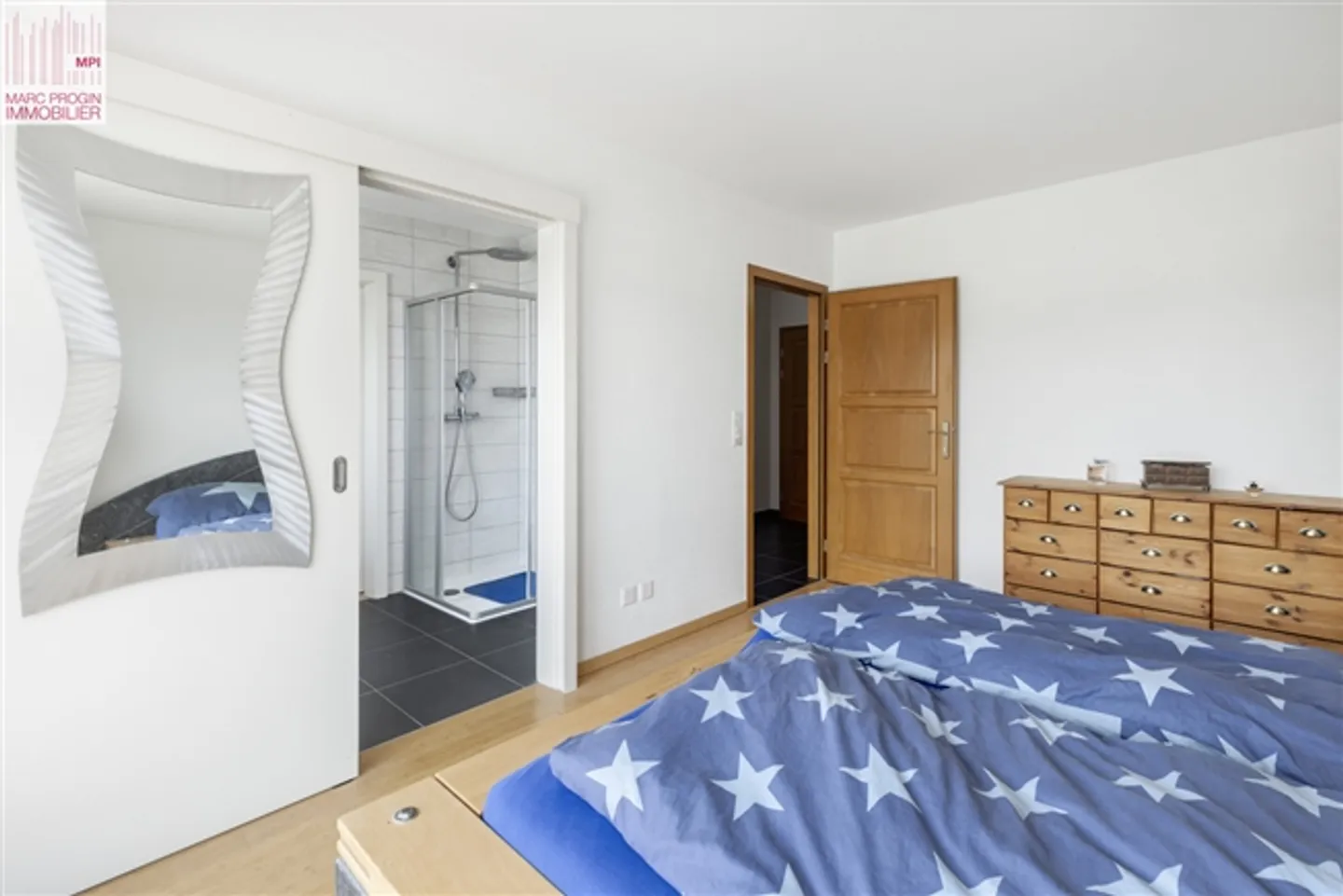 «Schönes 4,5-Zimmer-Penthouse mit Terrasse von 185 m2 ohne Vis-à-vis» - Foto 11 von 14