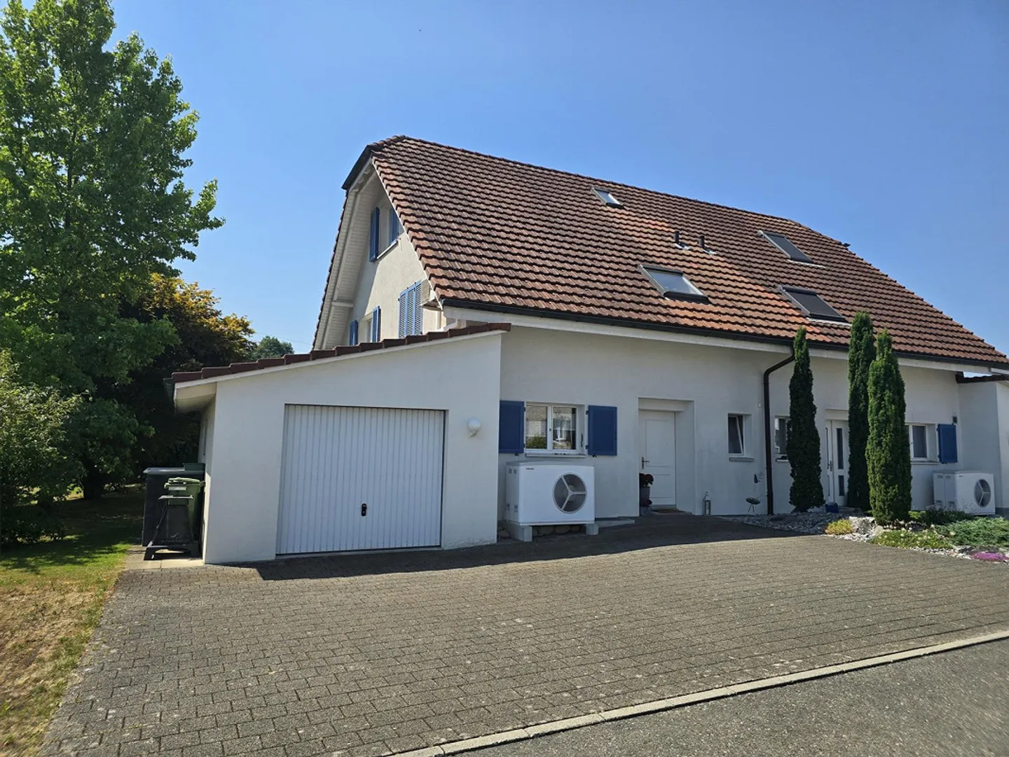 Familienfreundliches Doppelhaus - Foto 2 von 10