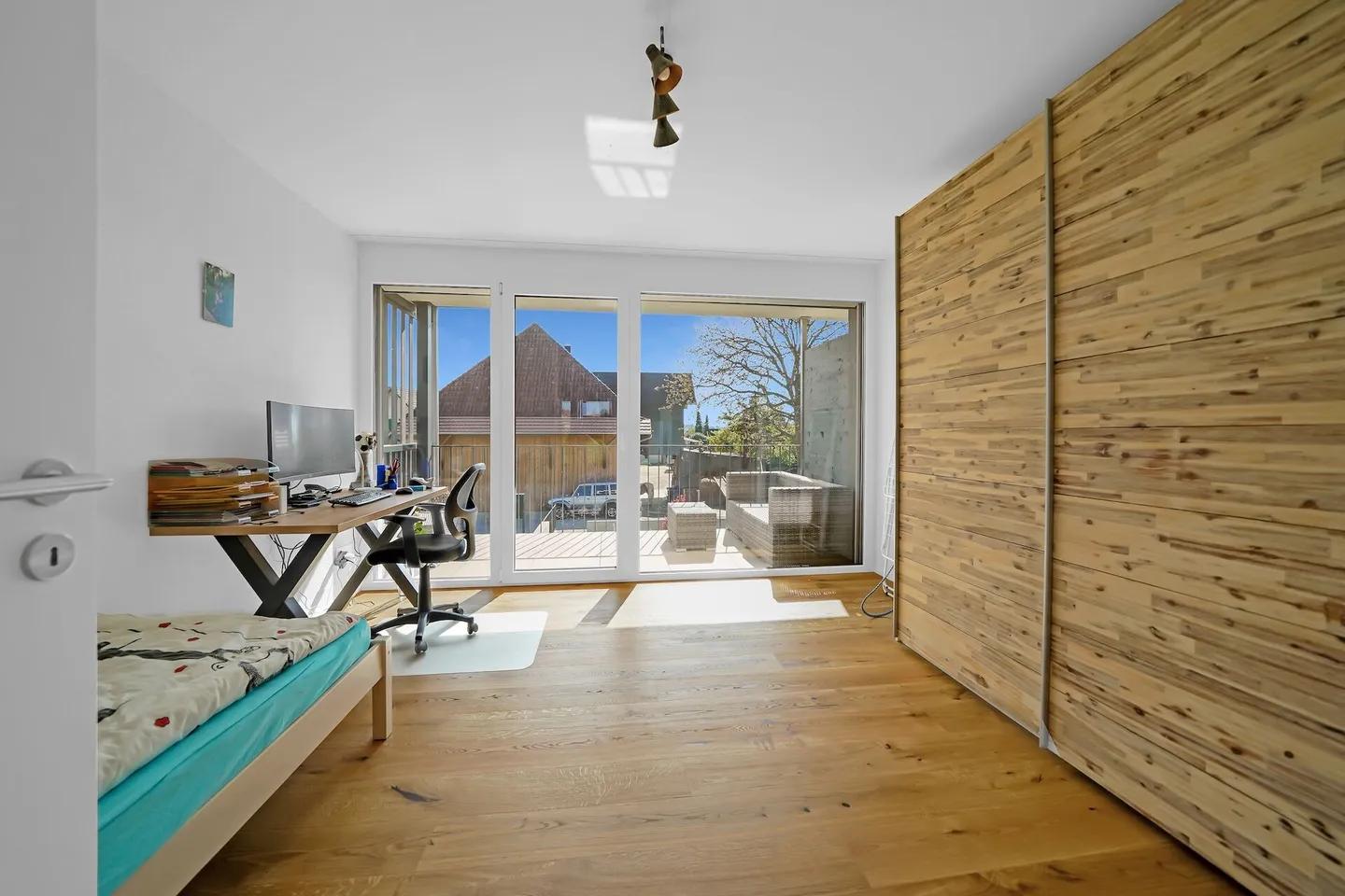 NEUBAU - Traumhaftes Eckreihenhaus mit vielen Extras an idyllischer Lage - 10 Minuten von Lyss - Foto 7 von 15