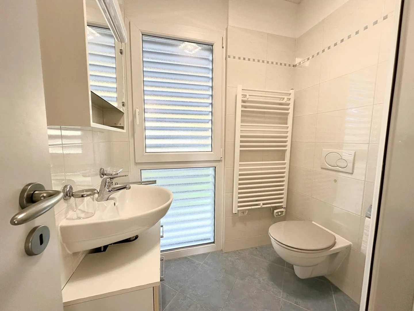 Elegante 4,5-Zimmer-Wohnung mit modernen Annehmlichkeiten in Castel San... - Foto 6 von 11