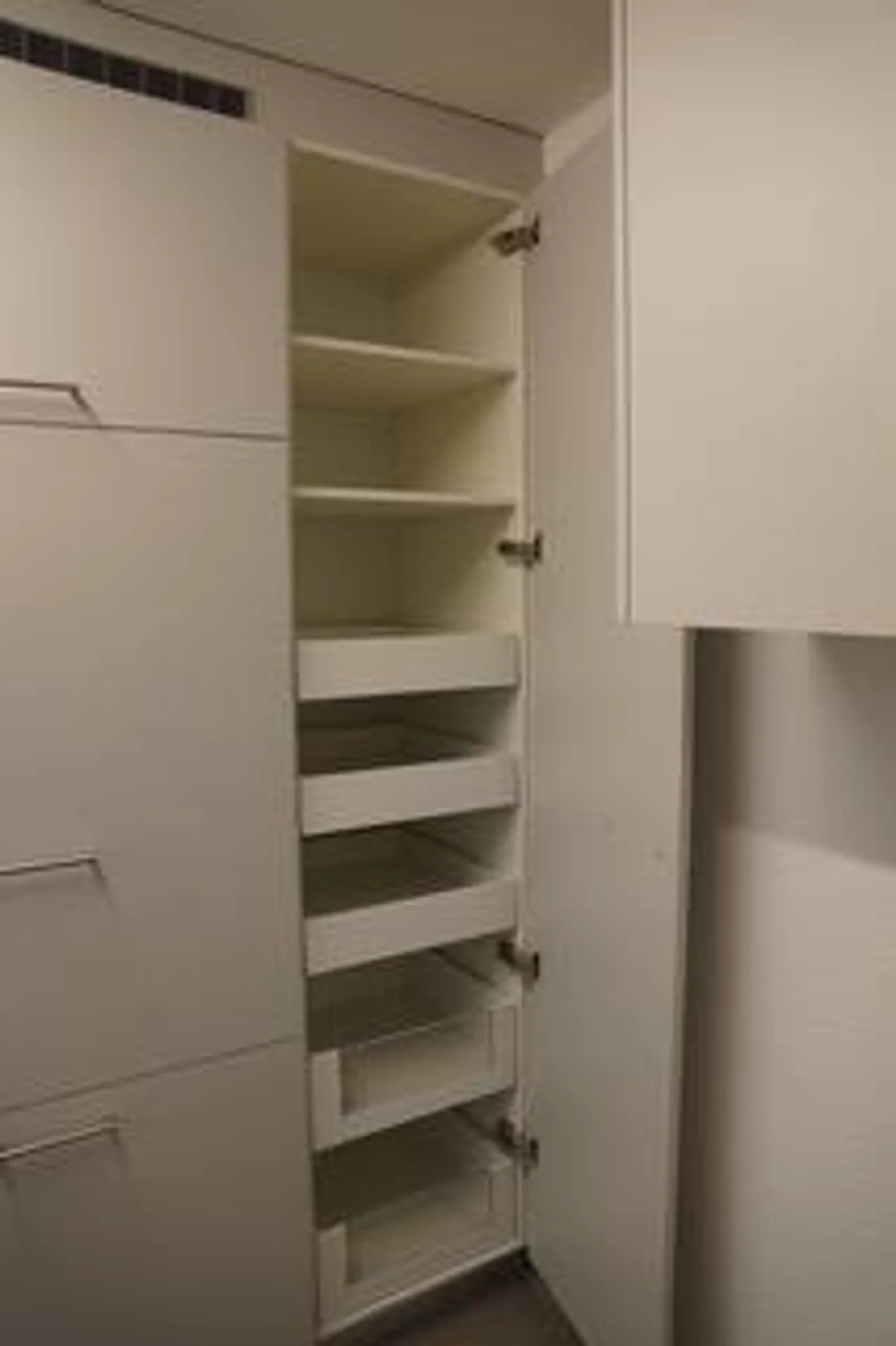 4.5 Room Apartment in Prime Location - Photo 7 of 18