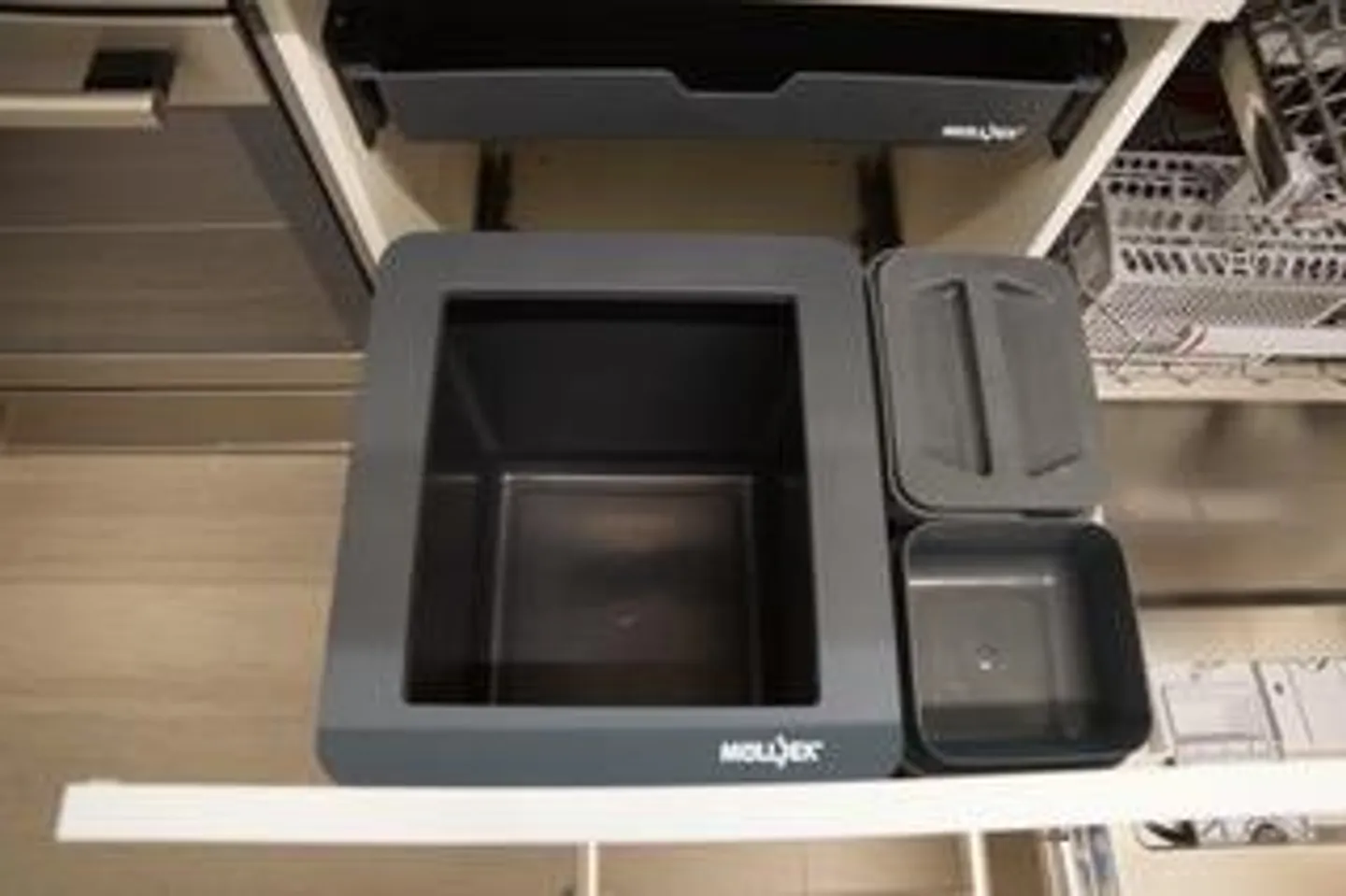 4.5 Room Apartment in Prime Location - Photo 9 of 18