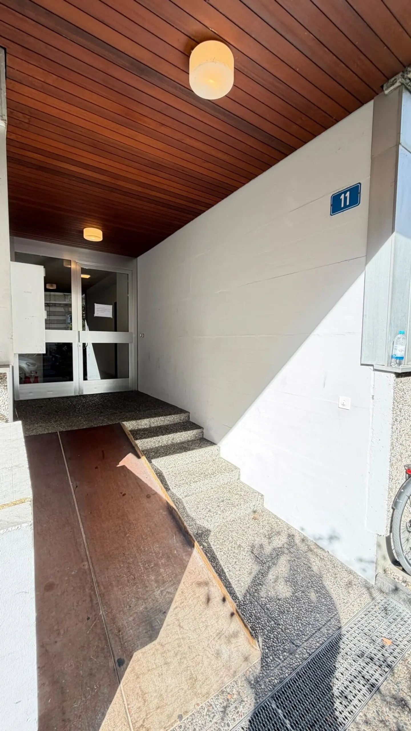 2.5-room condominium with balcony and elevator in Basel - Photo 10 of 15