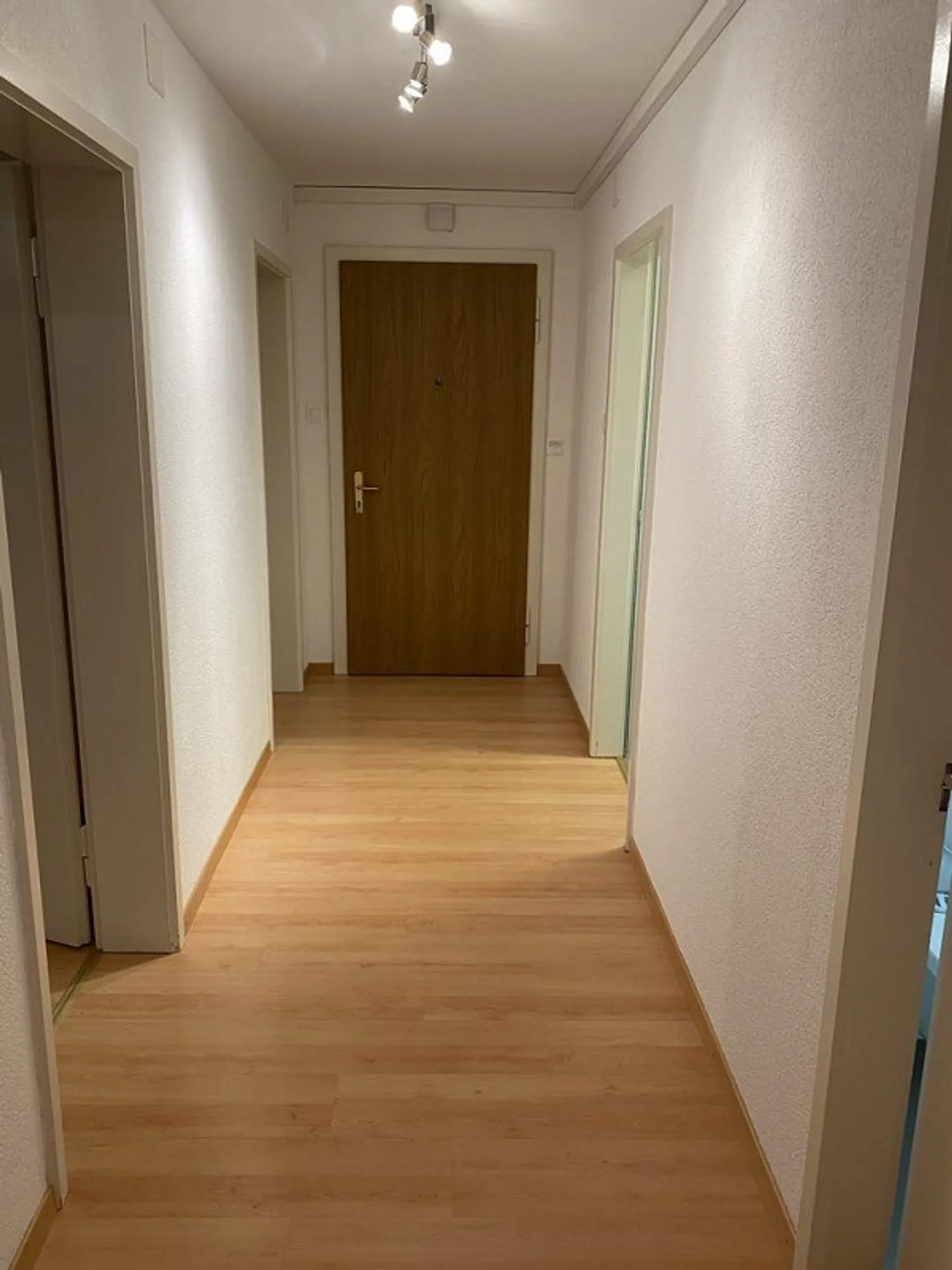 4.5 Room Apartment in Prime Location - Photo 13 of 18