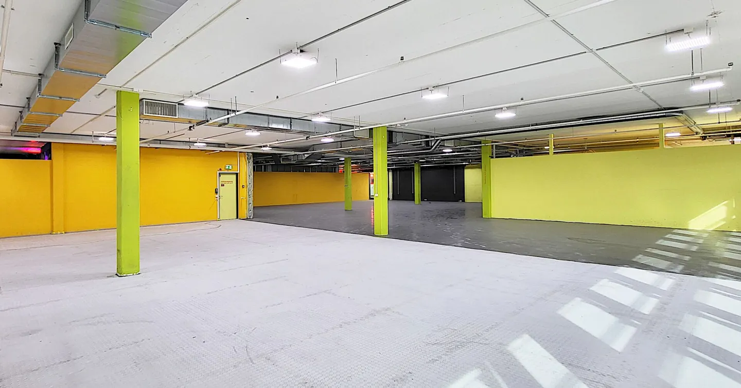 Sales area in Grütpark - right next to Cleverfit! - Photo 8 of 14