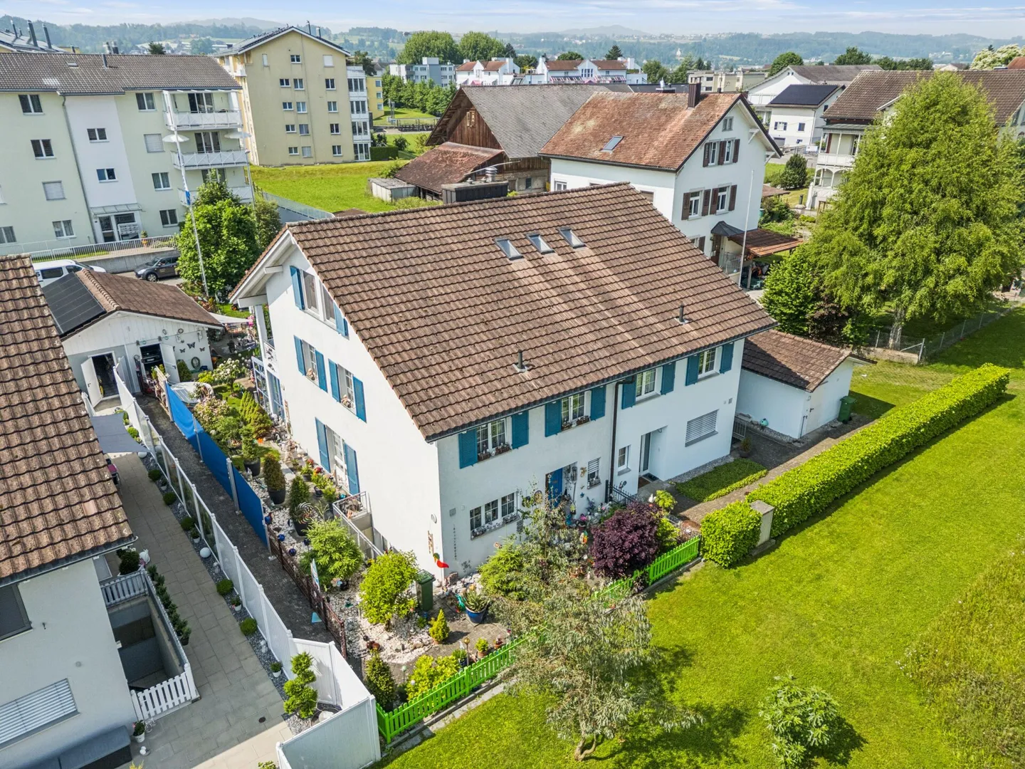 Casa bifamiliare in una posizione tranquilla e soleggiata - Foto 10 di 11