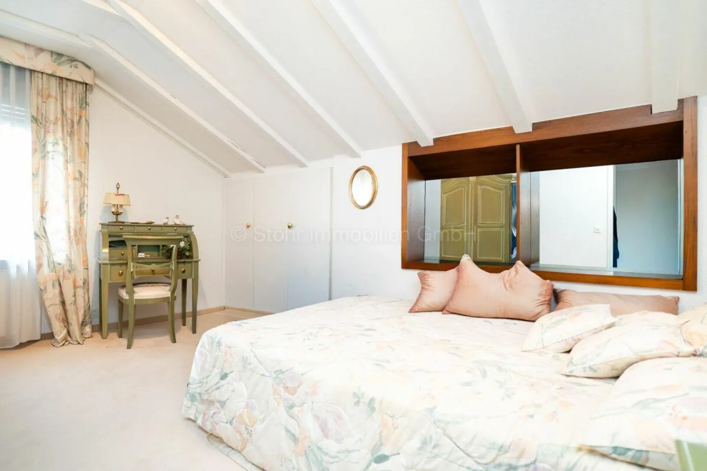 Geräumiges freistehendes Haus - Foto 10 von 25