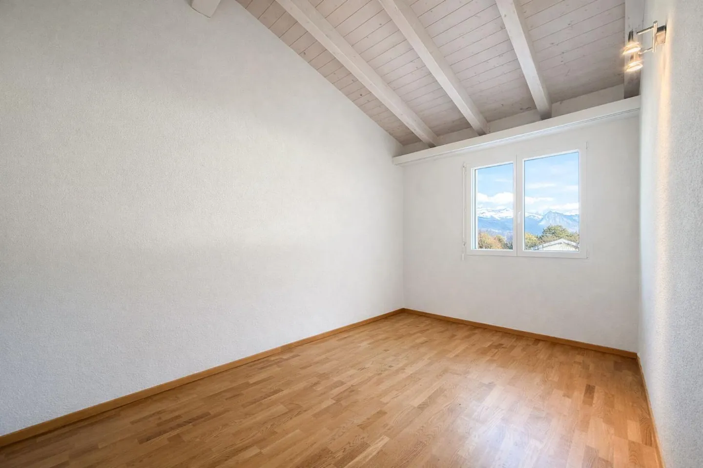 Penthouse moderne avec terrasse - Photo 9 sur 10