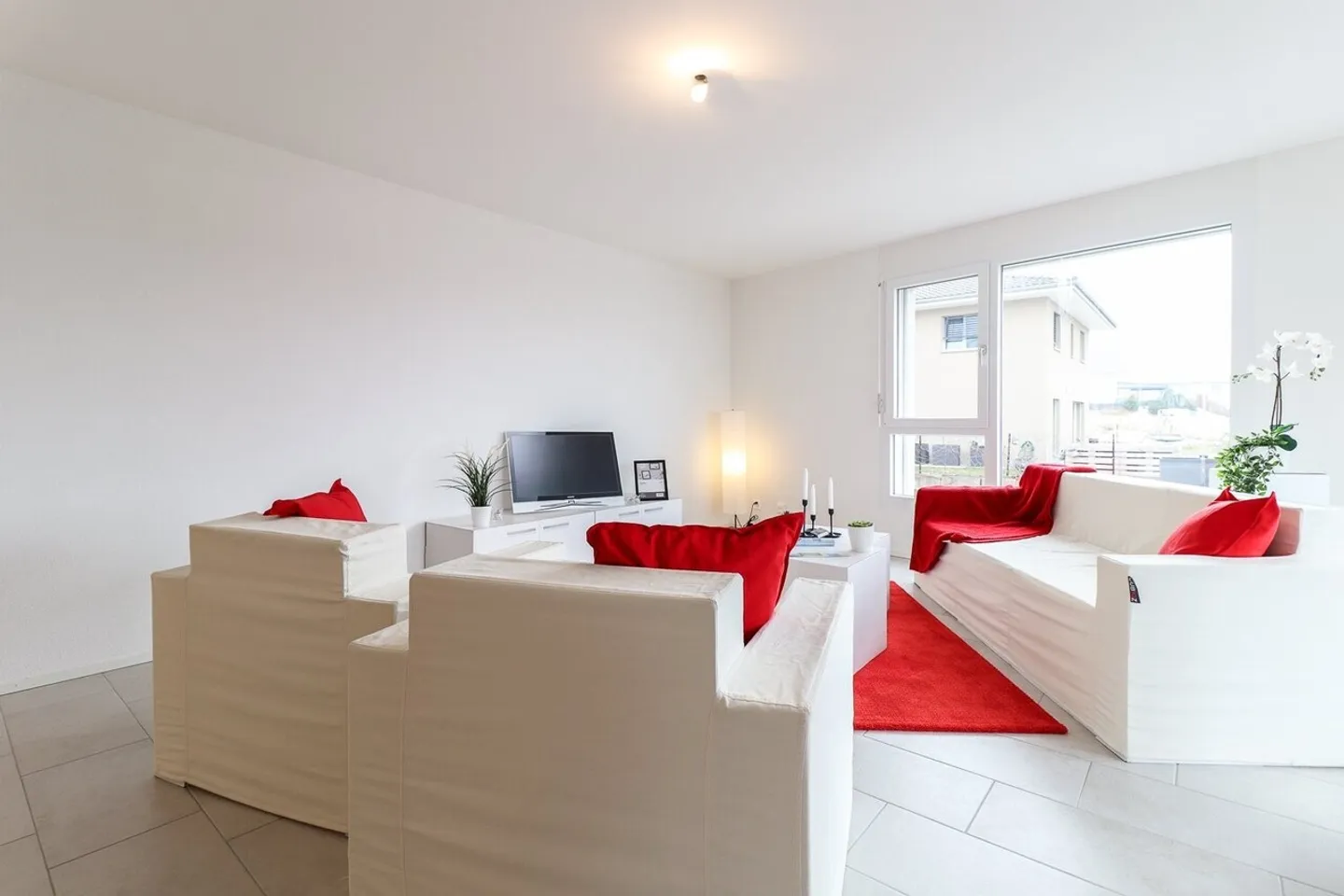 Wunderschöne 3,5-Zimmer-Wohnung im 1. Stock im Herzen von Giffers - Foto 2 von 13