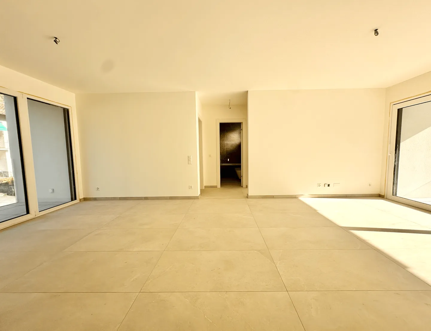 Nuovo Progetto Residenziale ad Avegno: Eleganza Naturale nella Valle Maggia - Foto 4 di 13