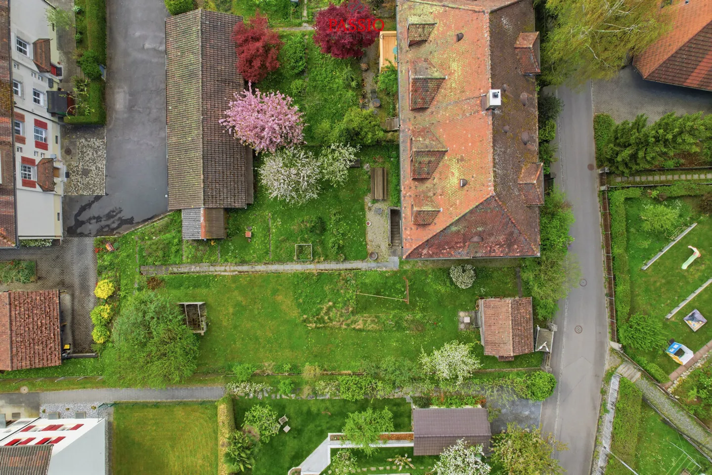 Historisches Mehrfamilienhaus - Foto 2 von 44