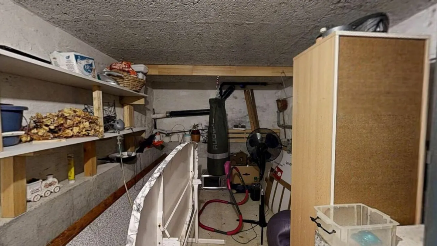 Casa unifamiliare con grande terrazza e giardino - molto potenziale per i creativi - Foto 16 di 22