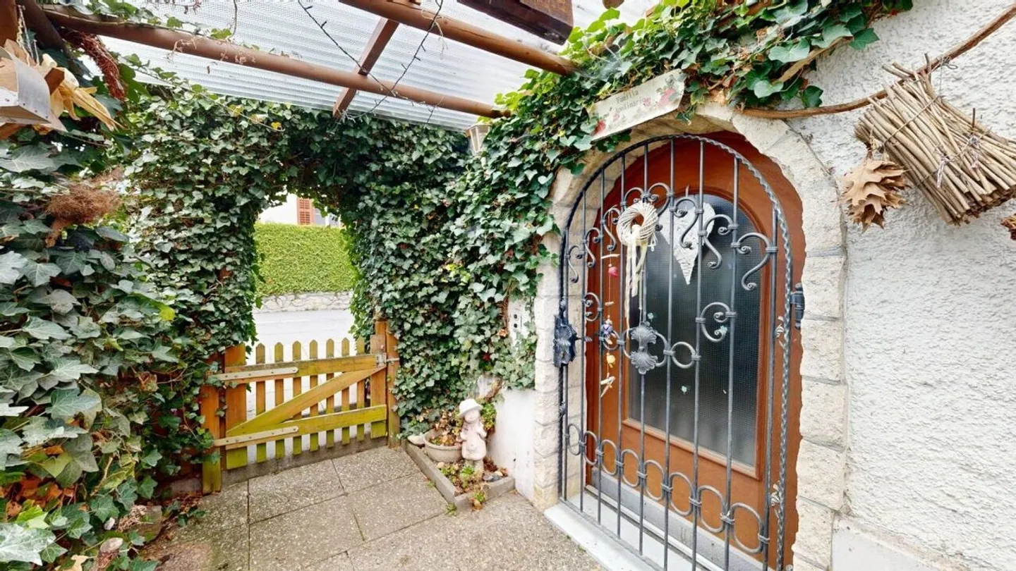 Casa unifamiliare con grande terrazza e giardino - molto potenziale per i creativi - Foto 22 di 22