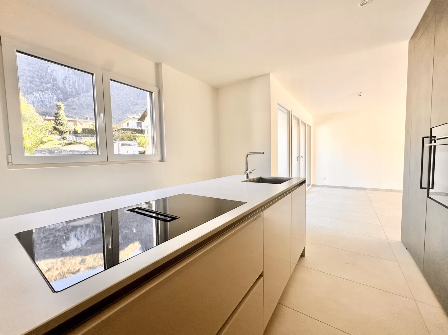 Nuovo Progetto Residenziale ad Avegno: Eleganza Naturale nella Valle Maggia - Foto 12 di 13