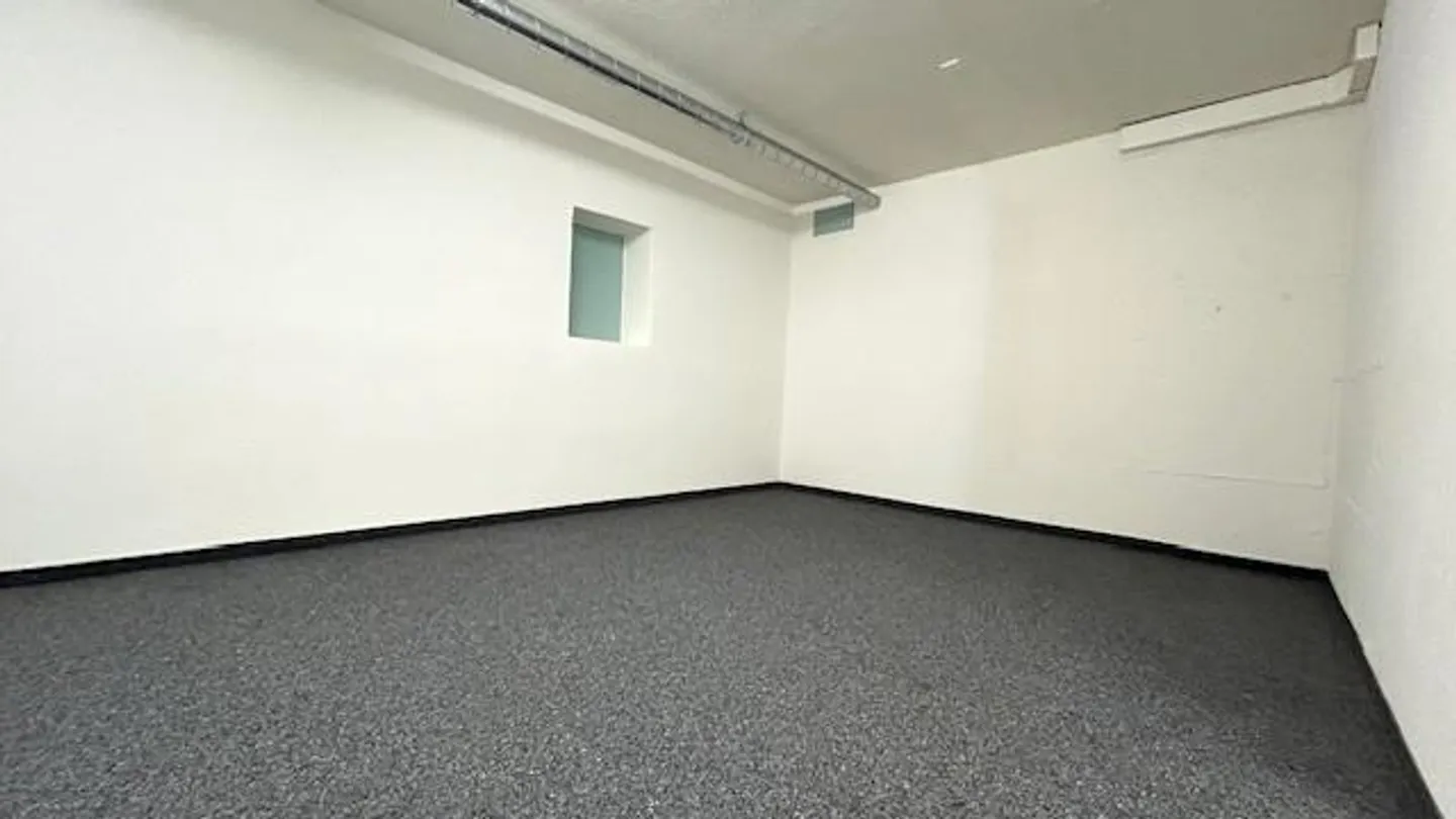 Storage room in the monastery quarter of the city of St. Gallen - Photo 2 of 3