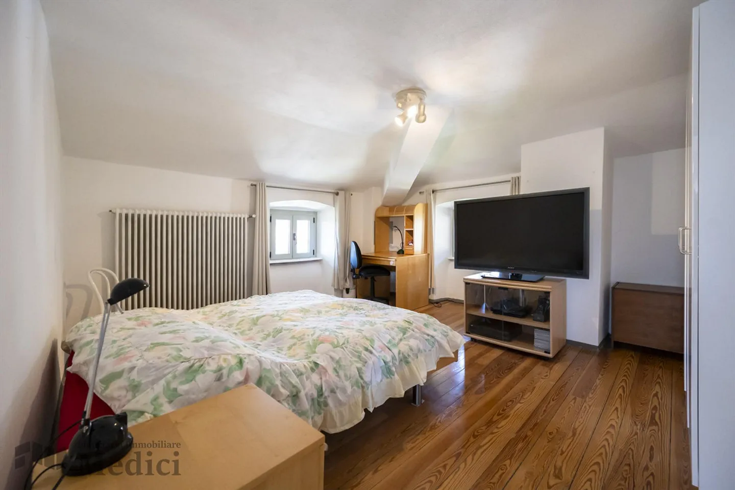 ELEGANT HISTORICAL RESIDENCE IN THE CENTER OF BESAZIO - FURNISHED - Photo 20 of 27