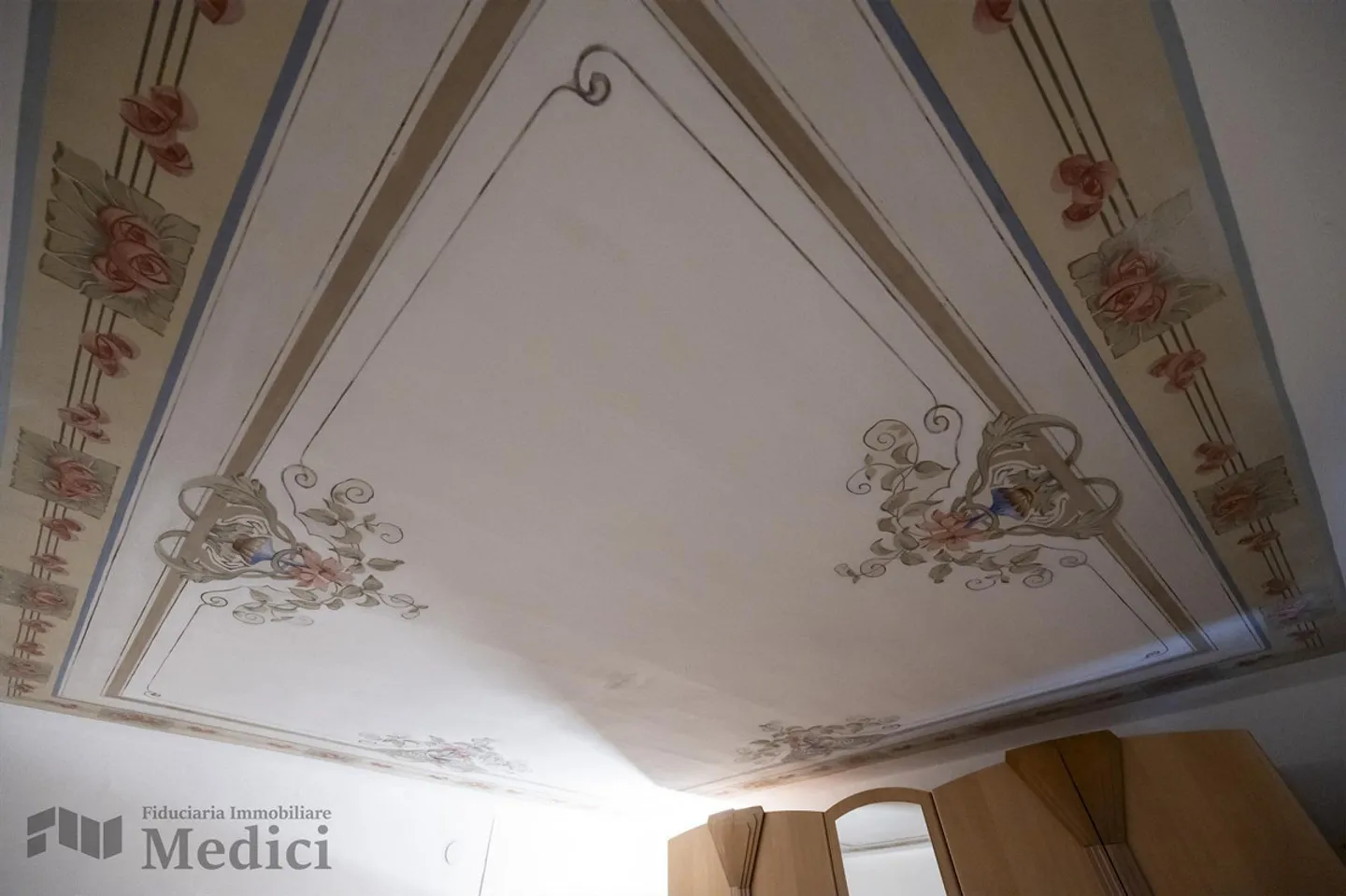 ELEGANT HISTORICAL RESIDENCE IN THE CENTER OF BESAZIO - FURNISHED - Photo 11 of 27