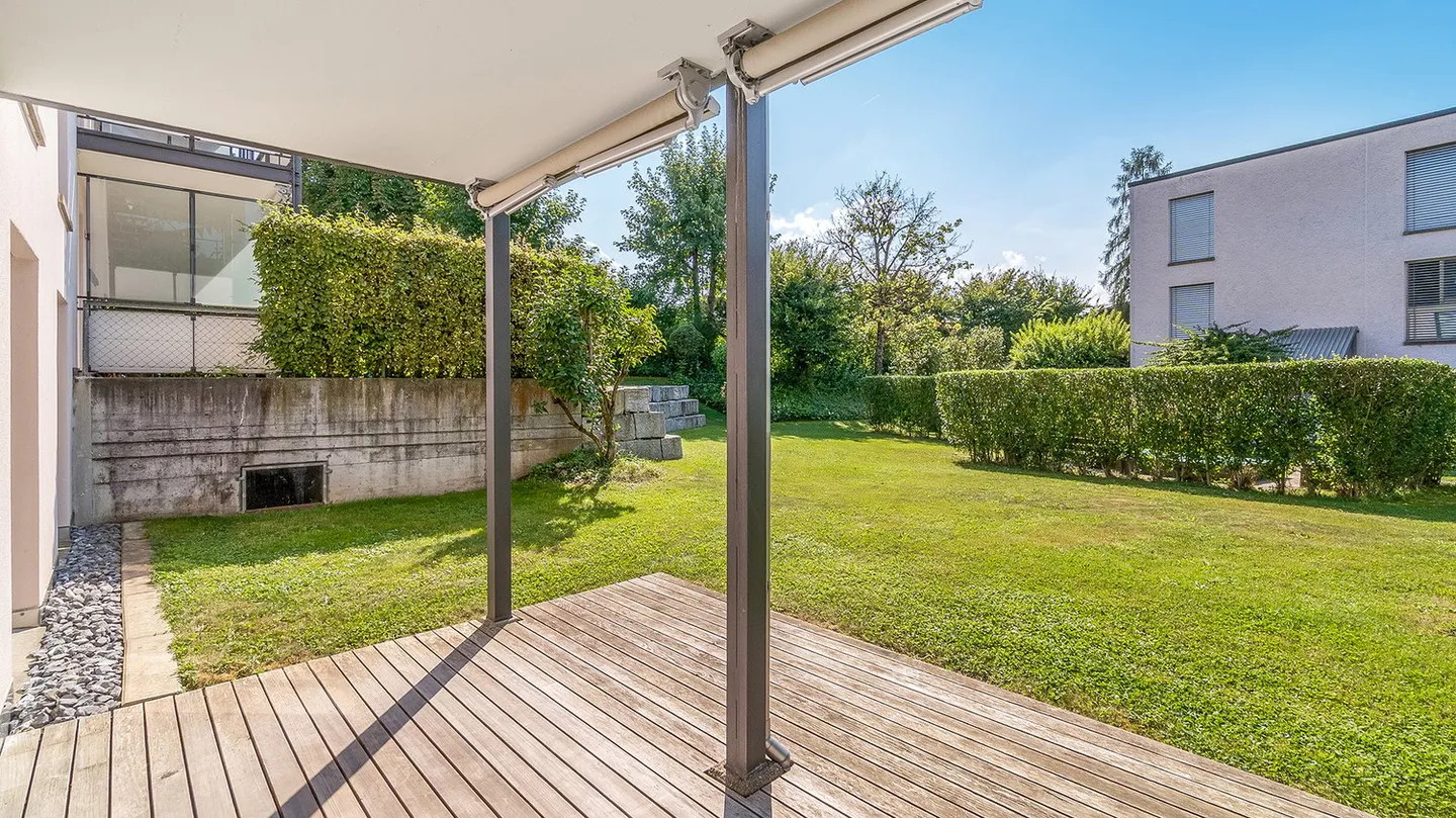 Appartamento giardino moderno con 100 m² di spazio esterno - Foto 9 di 11