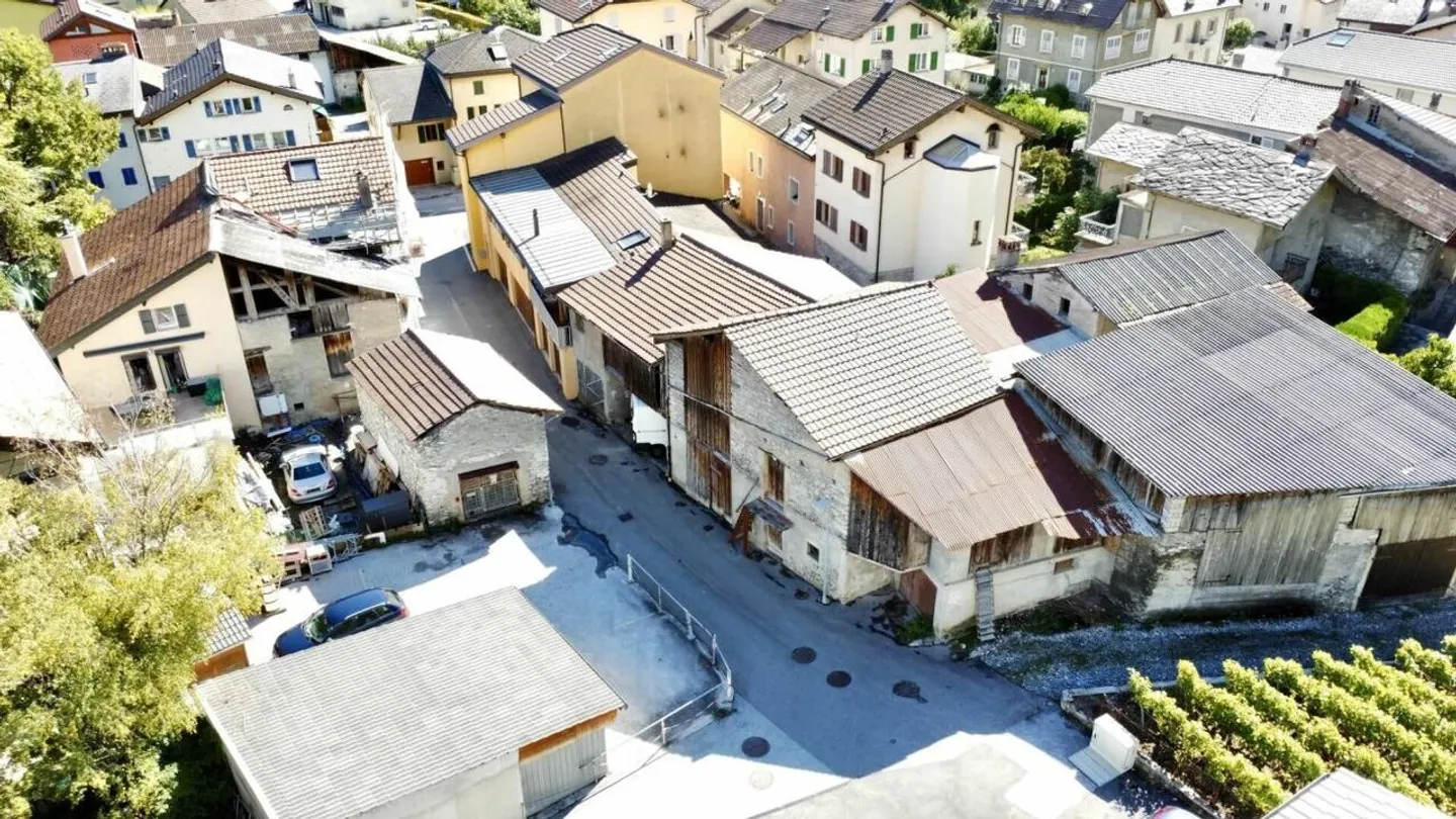 Grange avec 10 pièces à Ardon - Photo 5 sur 14