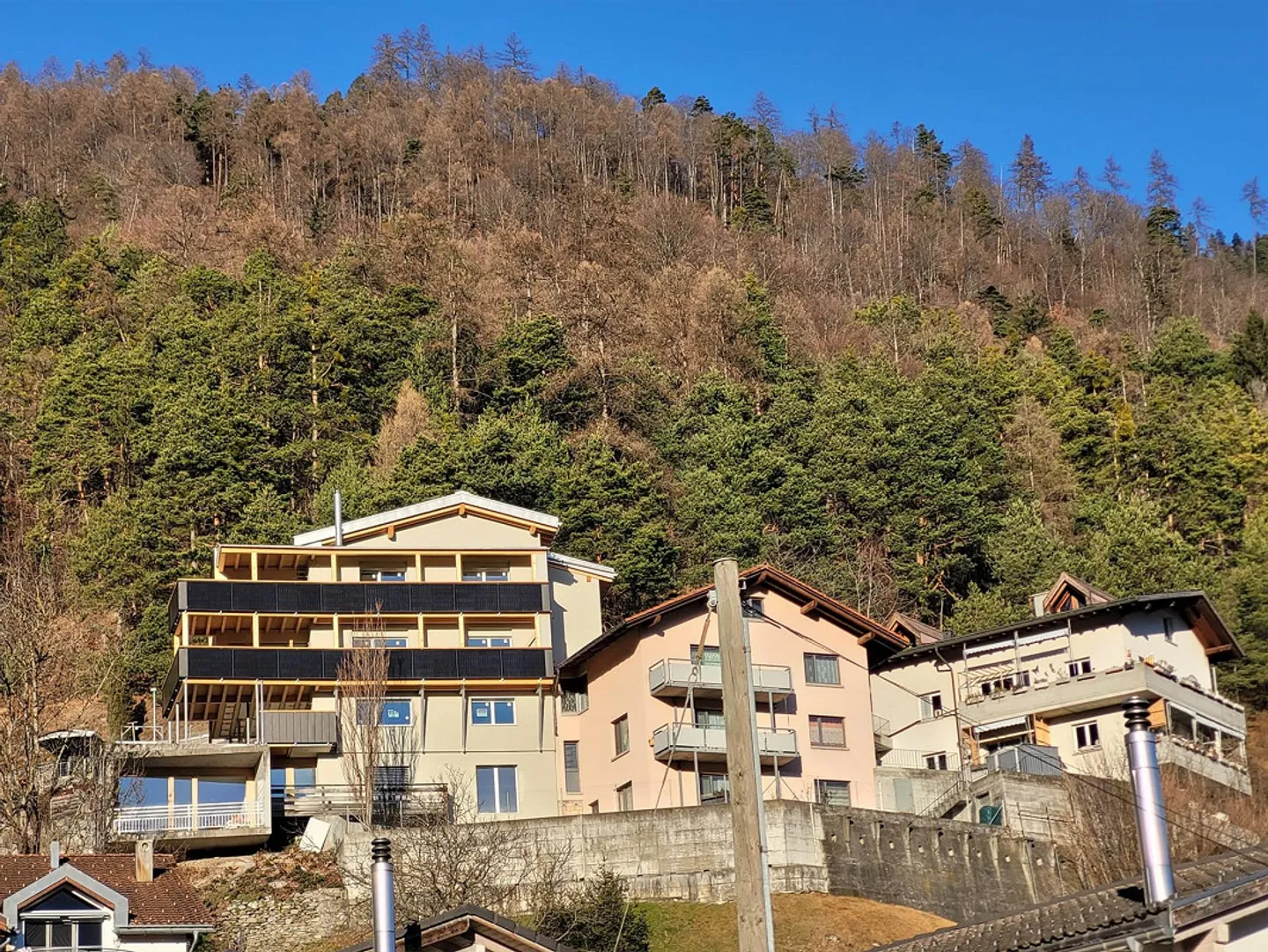 3 1/2 Room Apartment with Breathtaking View... Incredible! - Photo 4 of 10