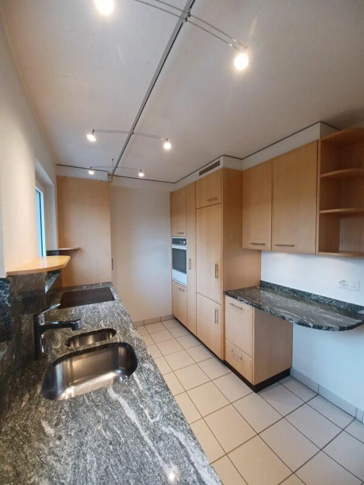 3- Zi. Wohnung mit grosser Terrasse - Foto 5 von 10