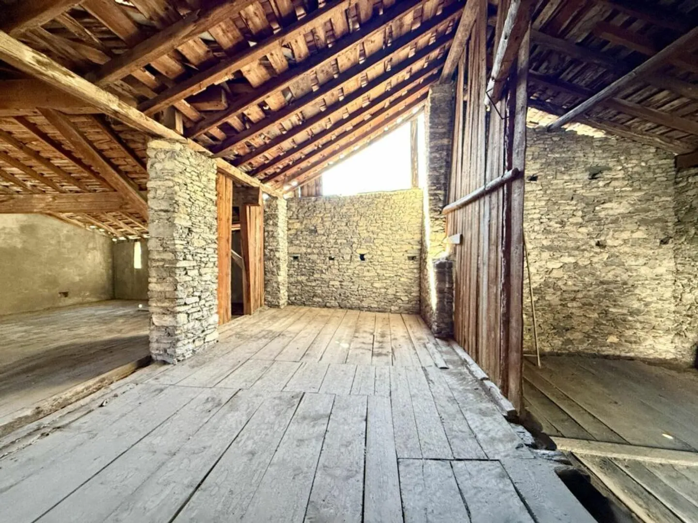 Grange avec 10 pièces à Ardon - Photo 7 sur 14