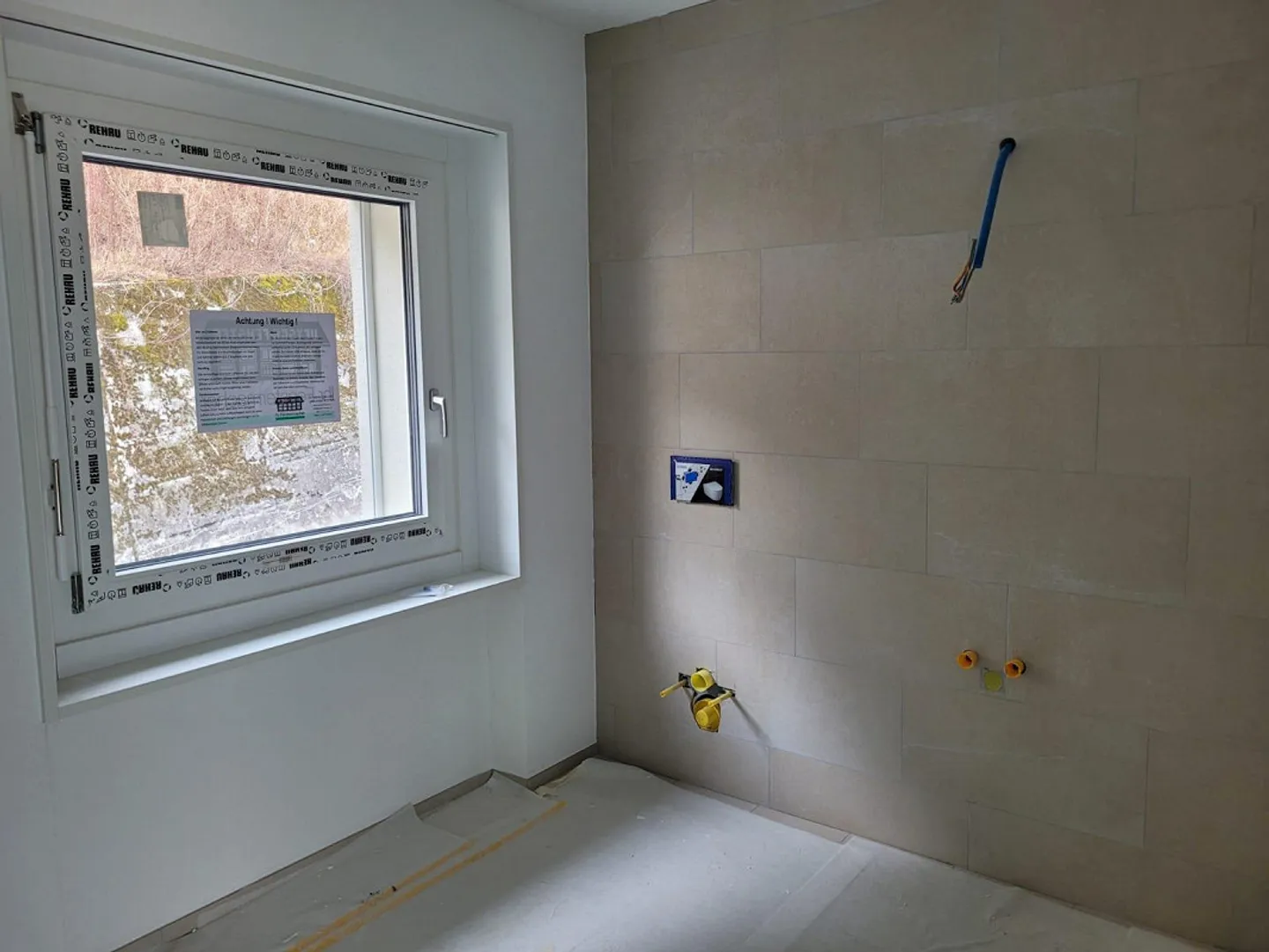 3 1/2 Room Apartment with Breathtaking View... Incredible! - Photo 10 of 10