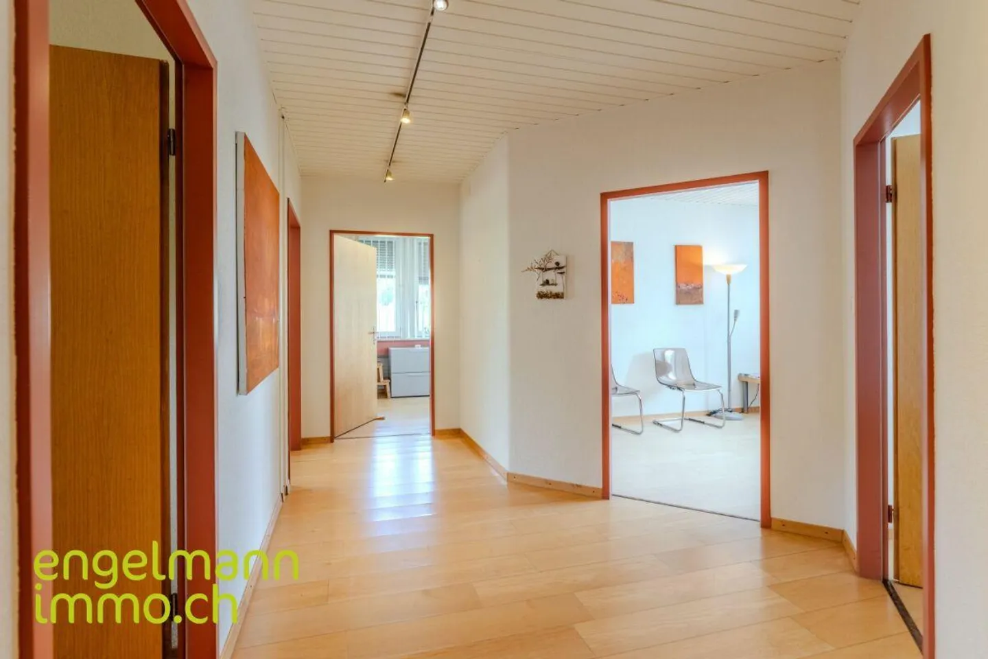 Renditeobjekt: Geschäftsräume, Garage und Atelier - Foto 7 von 12