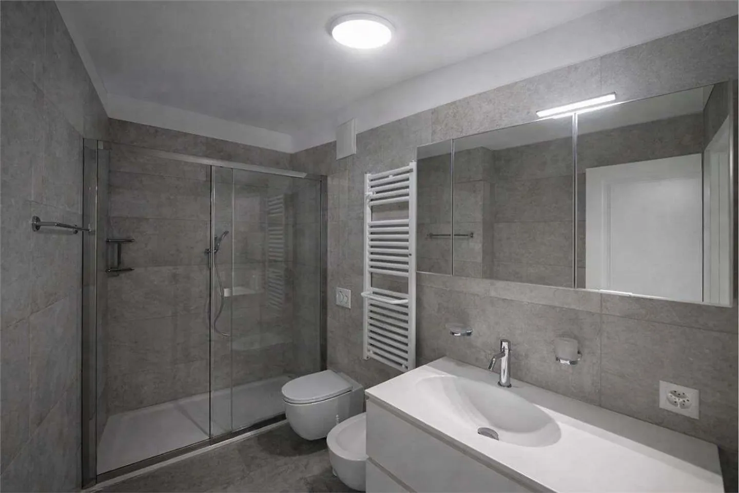 Vue sur le lac et jardin - Appartement moderne à Capolago - Photo 5 sur 11