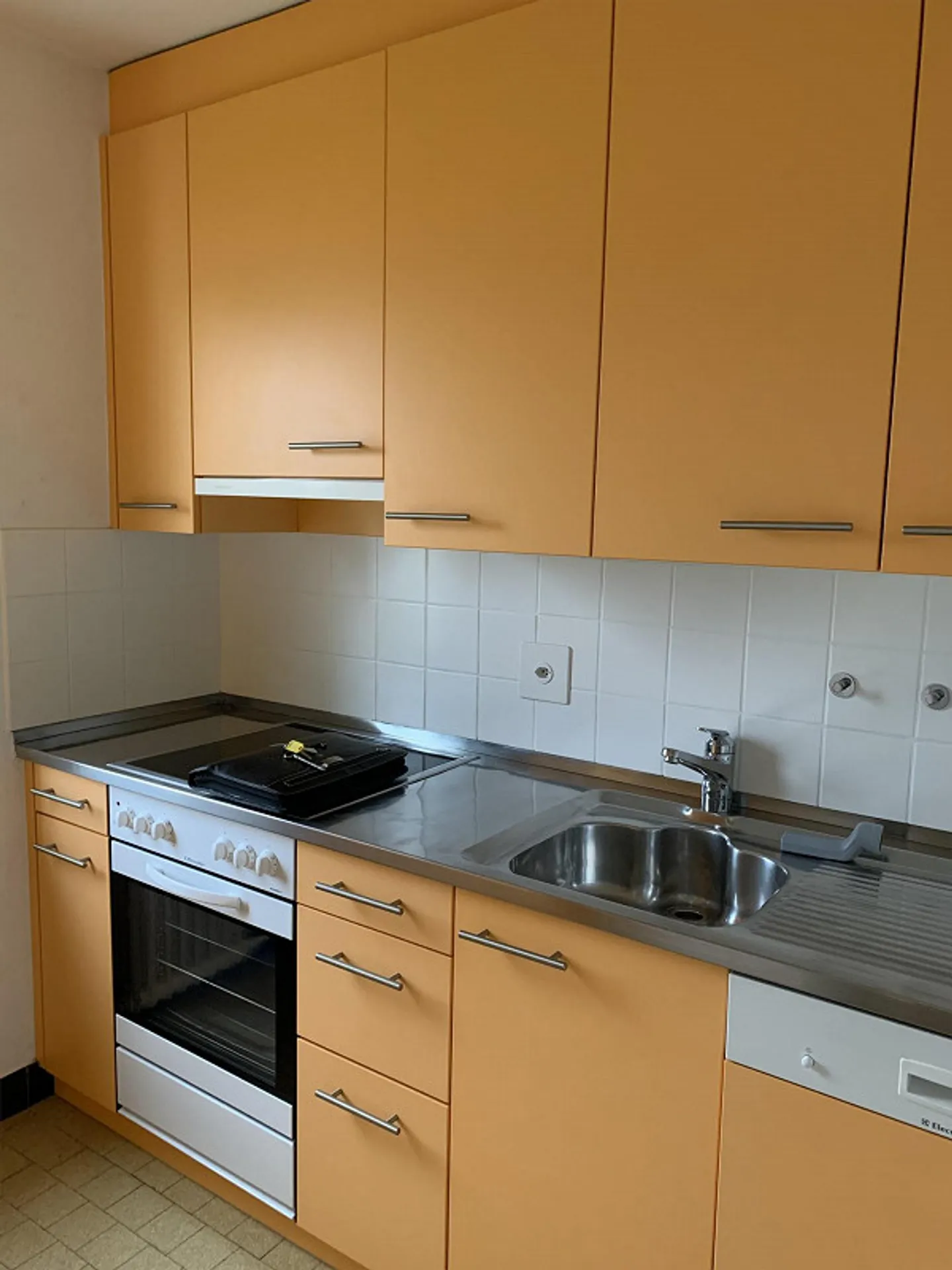 Ich bin hübsch, sonnig und umgeben von Grün - Foto 5 von 7