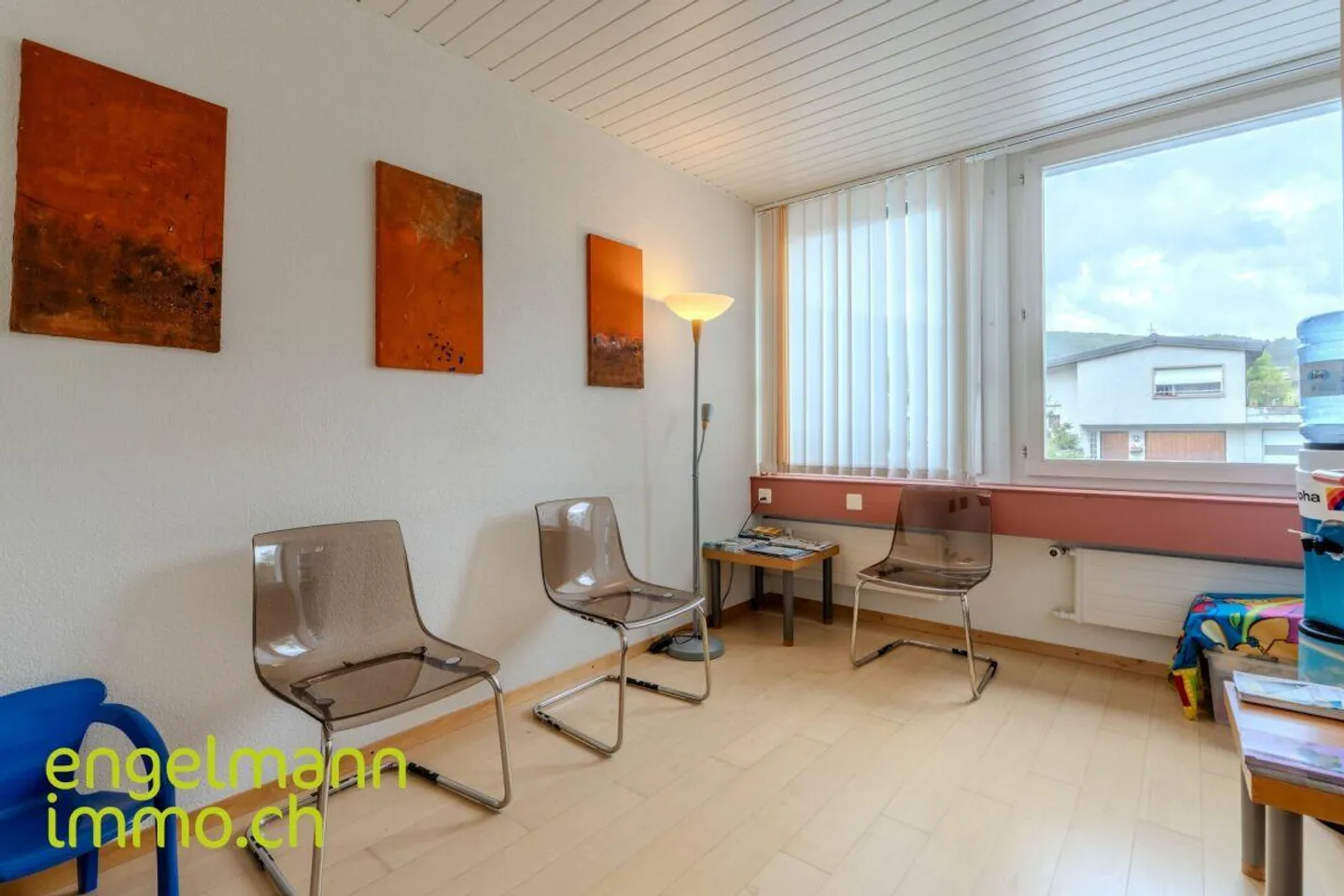 Renditeobjekt: Geschäftsräume, Garage und Atelier - Foto 8 von 12