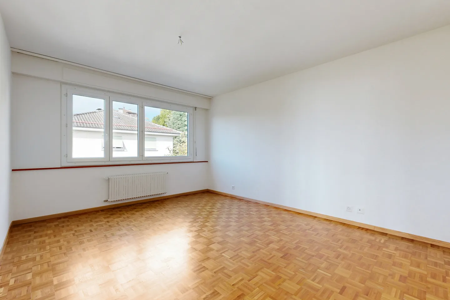 Appartement Charmant avec Vue sur le Lac - Photo 6 sur 11