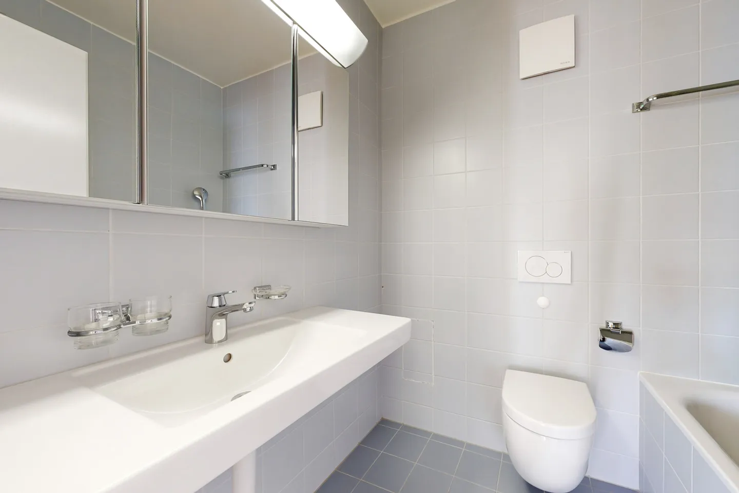 Appartement Charmant avec Vue sur le Lac - Photo 10 sur 11