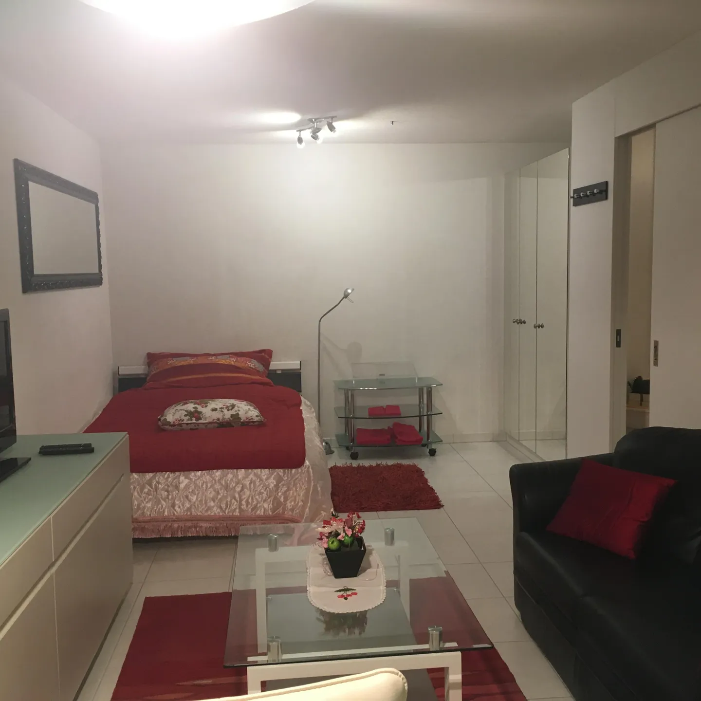 Appartamento ammobiliato in affitto - Foto 4 di 21