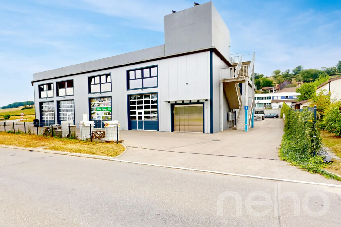 Local polyvalent pour exploitants ou investisseurs - Photo 9 of 12