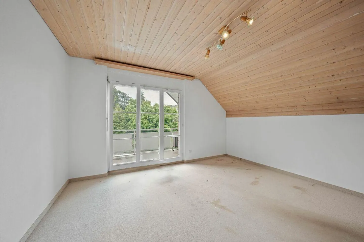 Attraktives Einfamilienhaus mit wunderschöner Seesicht! - Foto 9 von 15