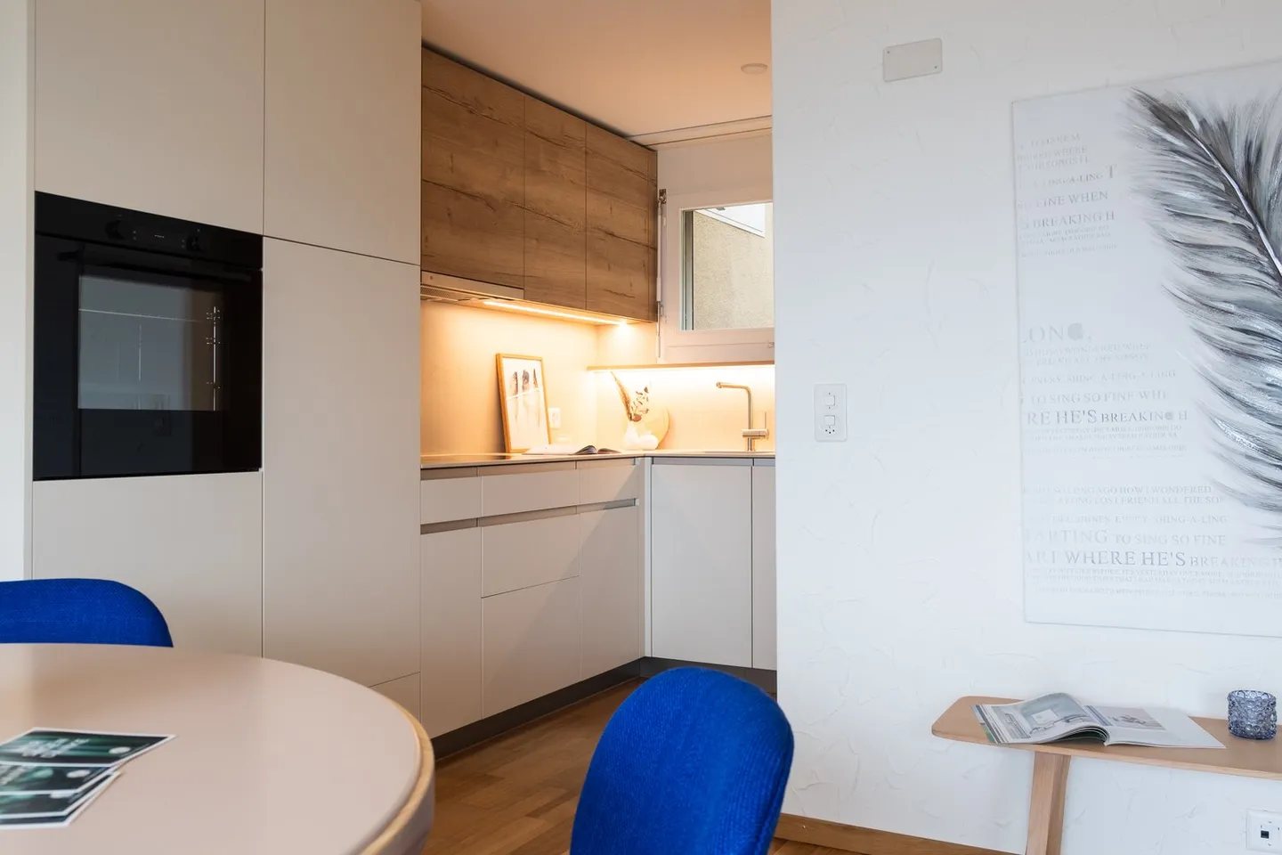 Vivre là où d'autres passent des vacances – Maison jumelée moderne à Weggis - Photo 3 sur 9