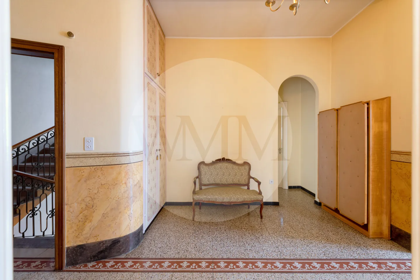 VILLA ÉLÉGANTE ART NOUVEAU, IDÉALE POUR FONDATIONS OU STUDIOS PROFESSIONNELS - Photo 8 sur 16