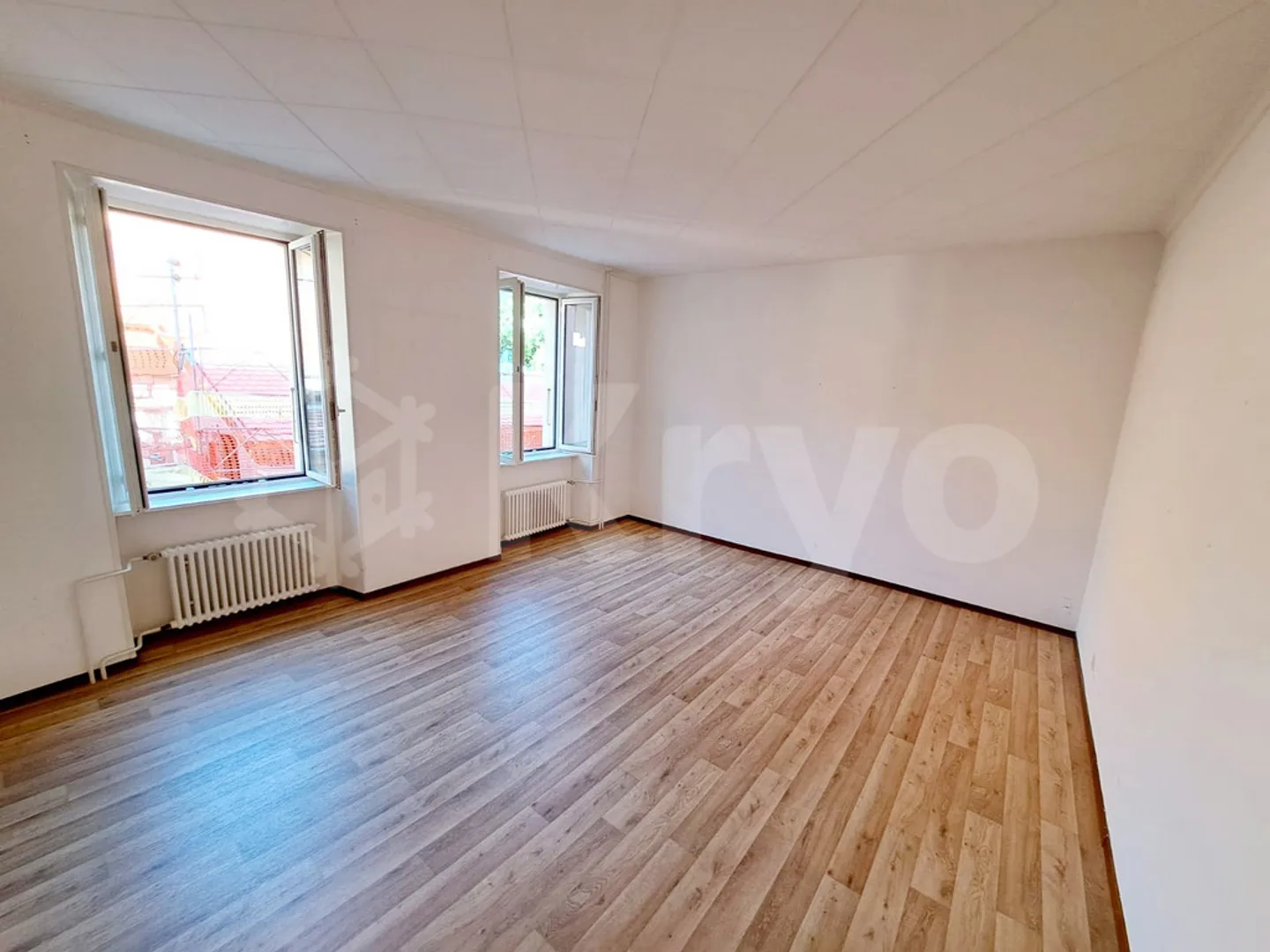 PETITE-RUE 4, 2,5-Zimmer-Wohnung mit Kamin - Foto 4 von 7