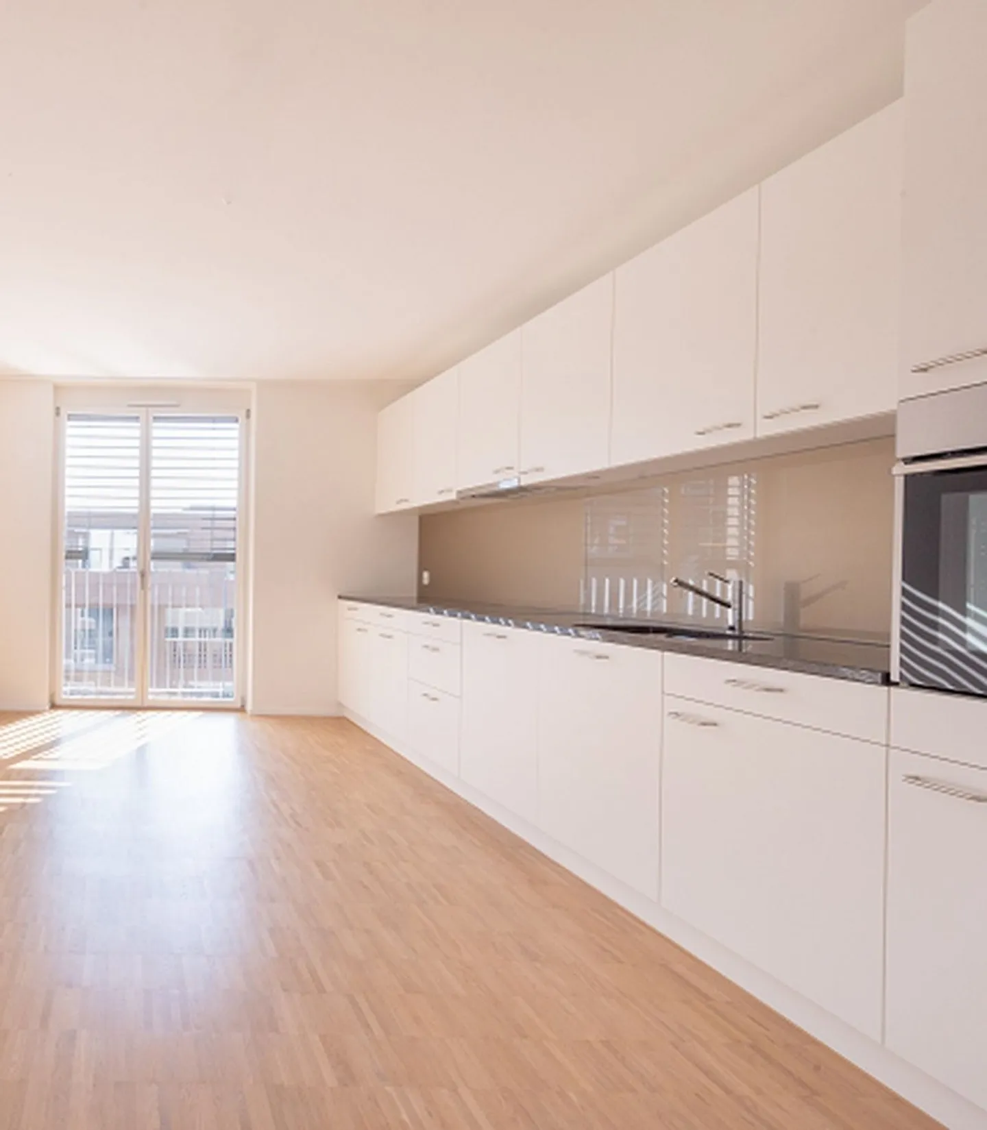Appartement moderne de 3,5 pièces au pied du Jura - Photo 2 sur 8