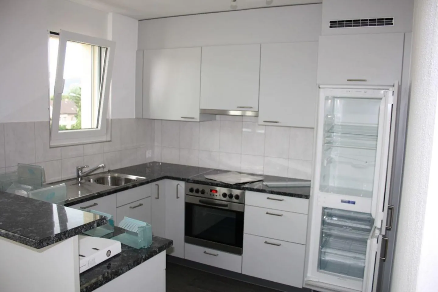 Appartement penthouse ensoleillé de 3,5 pièces - Photo 8 sur 12