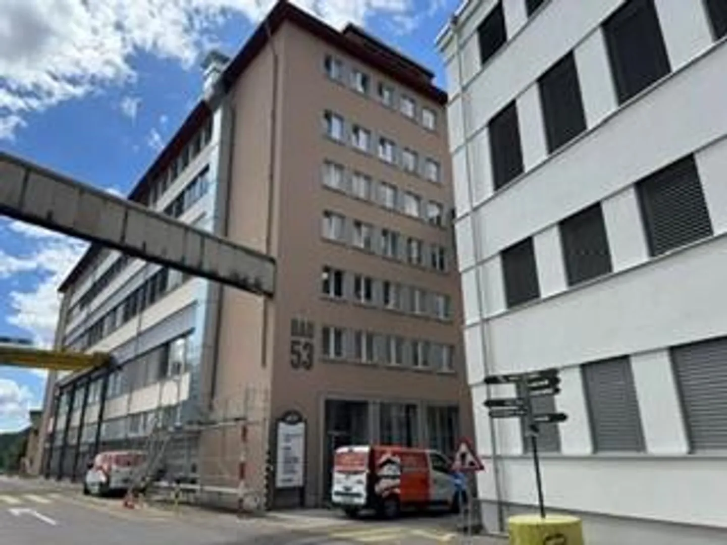 Moderne Gewerbefläche im SIG - Foto 1 von 13