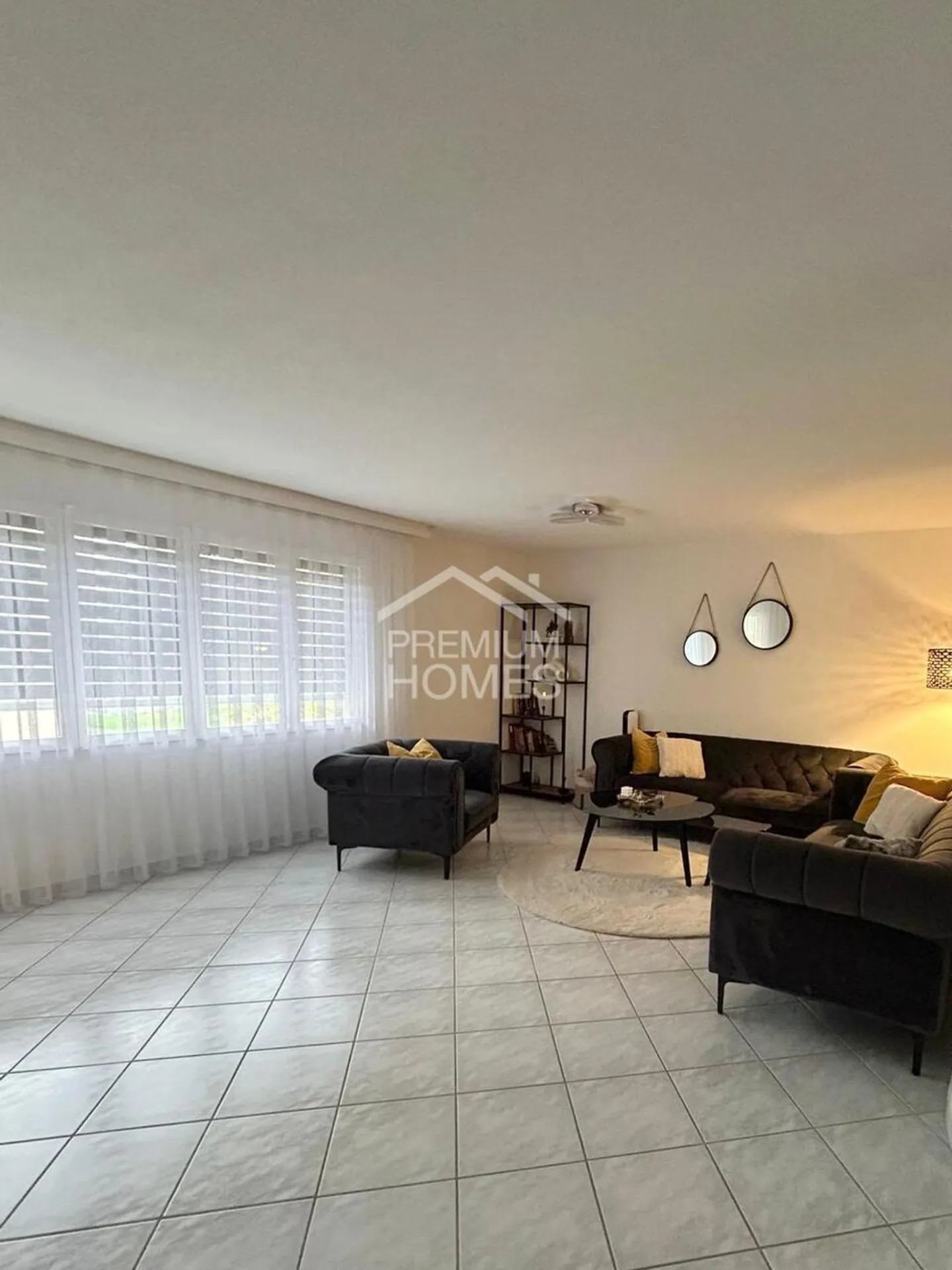 Ici commence votre rêve de maison - Photo 2 sur 7