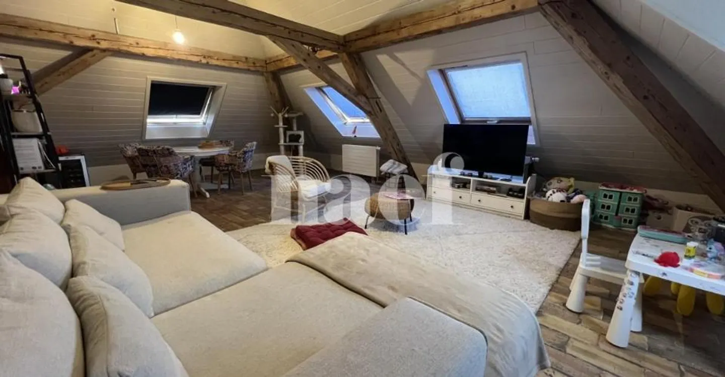 Avenches, 120 m2 loft on the 3rd floor for rent! - Photo 1 of 5