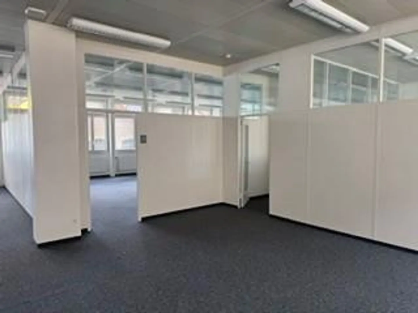 Moderne Gewerbefläche im SIG - Foto 9 von 13