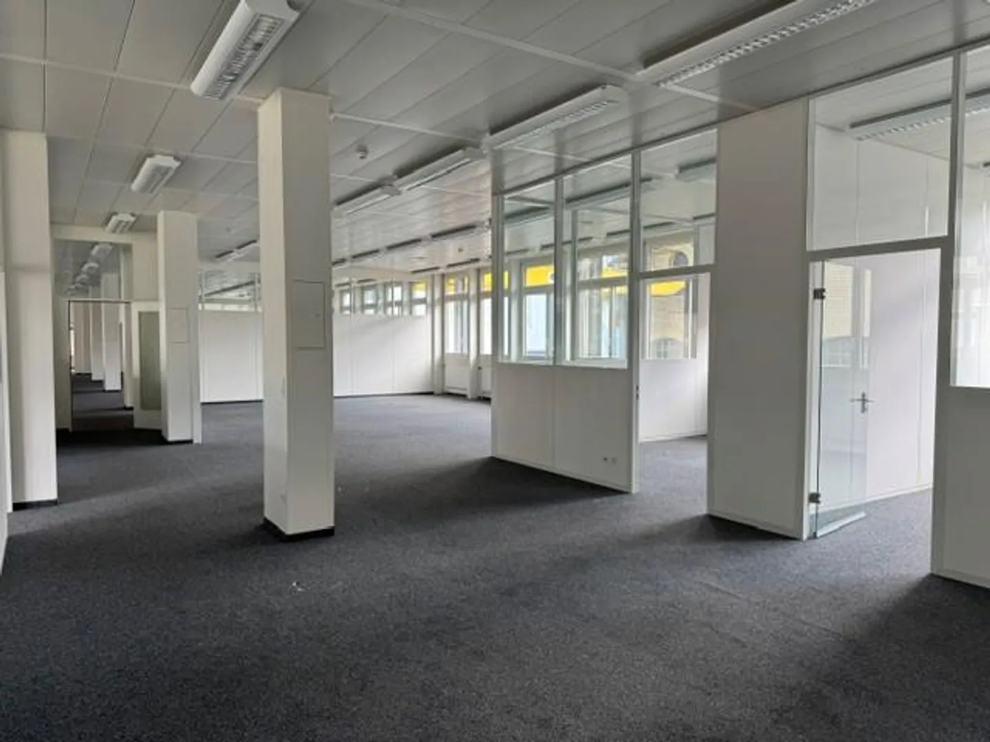 Moderne Gewerbefläche im SIG - Foto 11 von 13